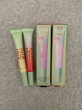 4 Pixi by Petra Lip Tone pH Reactive Gloss